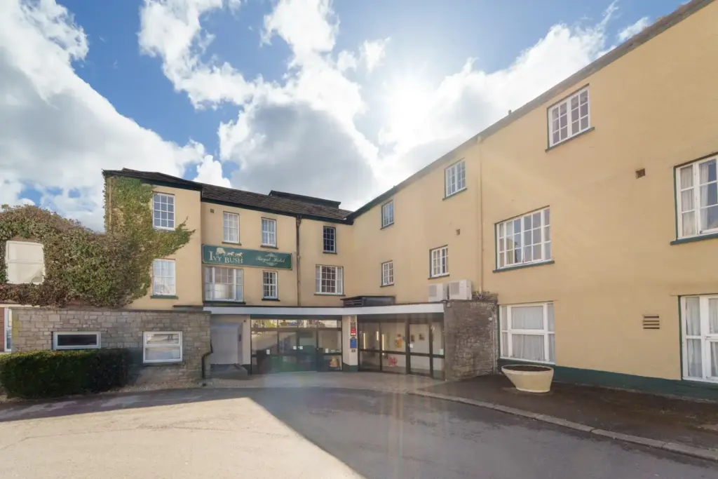 Ivy Bush Royal hotel | hotel in Carmarthen